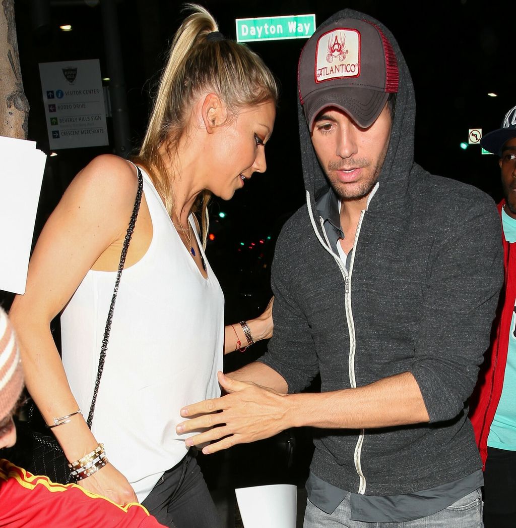 Enrique Iglesias i Ana Kurnjikova - 11