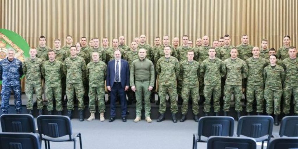 Anušić obišao vojnike u Poljskoj