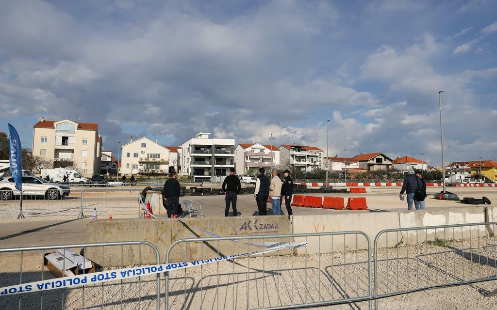 Velika Nagrada Zadra prekinuta nakon izlijetanja vozila gdje su ozlijeđene četiri osobe