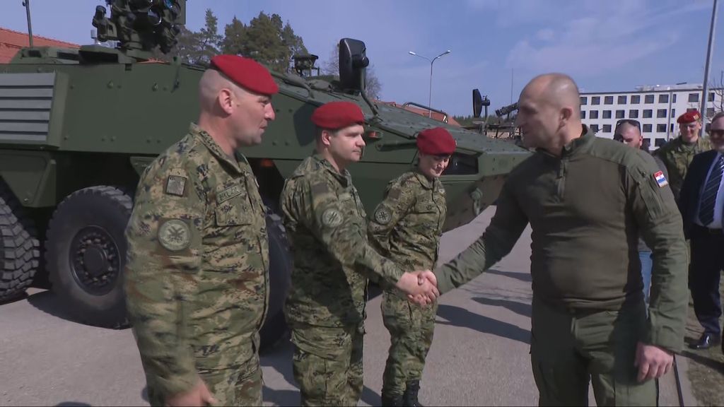 Anušić obišao vojnike u Poljskoj