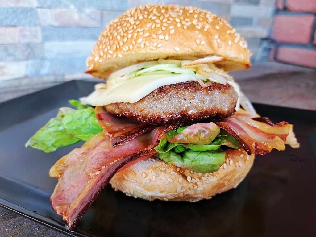 Poklon koji će svatko cijeniti: Suhomesnati proizvodi kao dar oduševit će kreativnošću, ali i okusom 