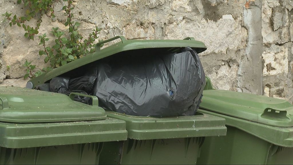 Smeće na Pelješcu - 1