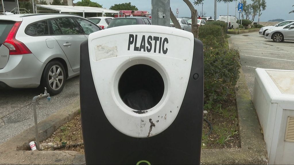 Smeće na Pelješcu - 1