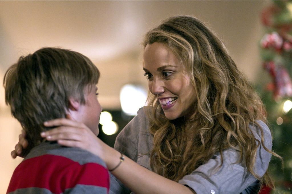 Elizabeth Berkley - 8