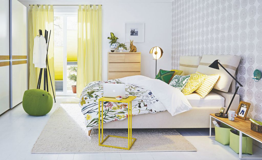 Ideje za uređenje spavaće sobe u žutoj i zelenoj boji - 1