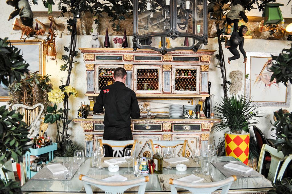 Lorenzo & Kakalamba, - 9