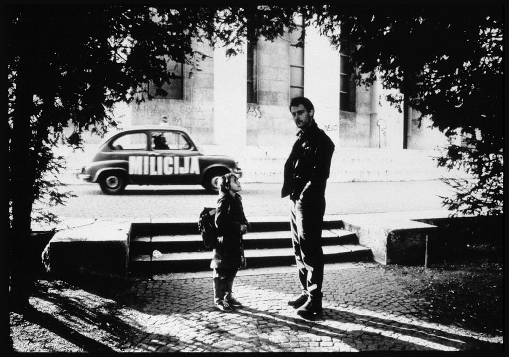 Kultna fotografija Branimira Johnnyja Štulića ispred tise kod Meštrovićeva paviljona