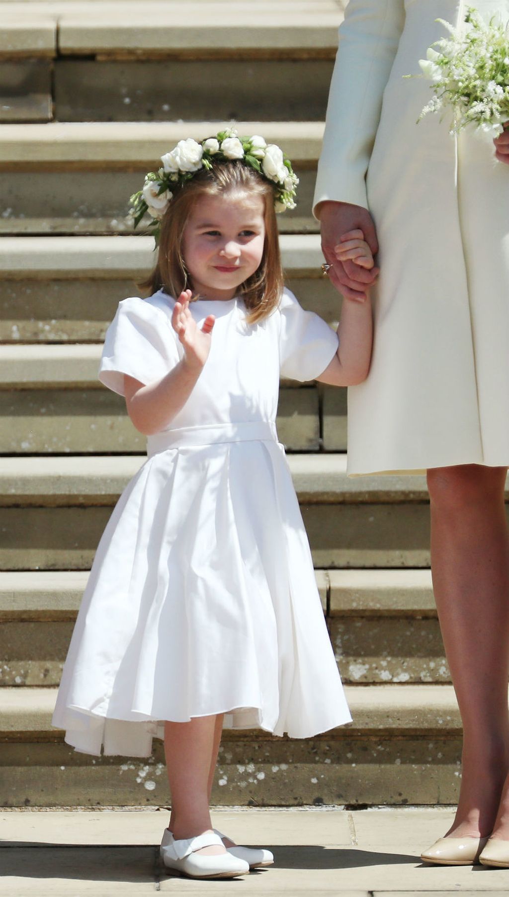 Catherine Middleton s princezom Charlotte i princom Georgeom na vjenčanju Meghan Markle i princa Harryja - 8
