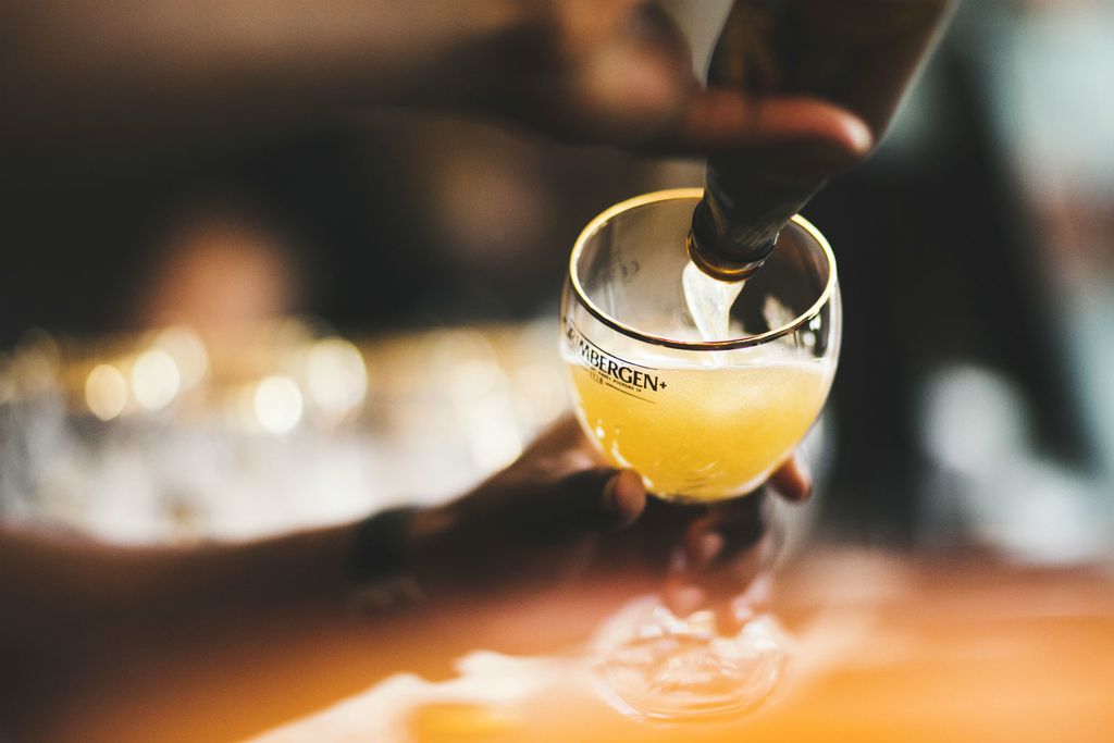 Grimbergen pivo karakterizira gusta i kremasta pjena