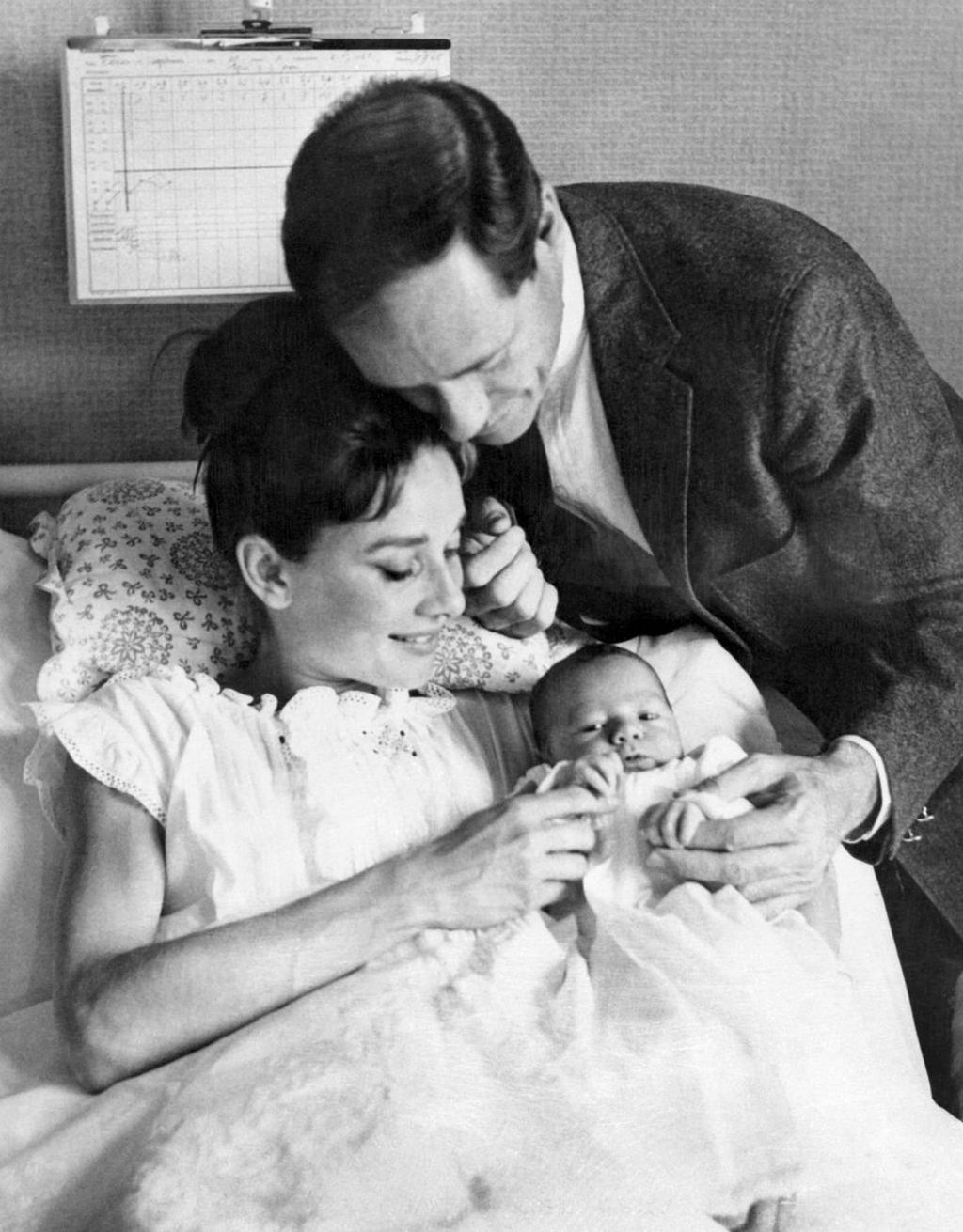 Audrey Hepburn sa sinom Seanom i suprugom Melom Ferrerom