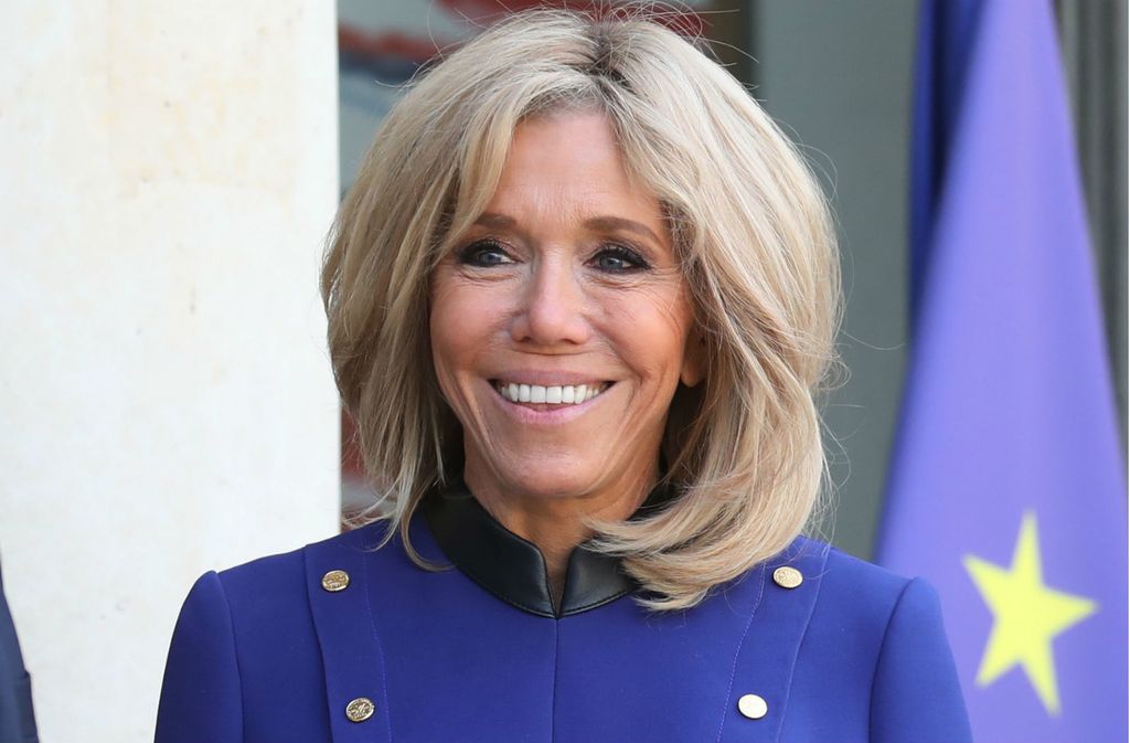 Brigitte Macron u skinny trapericama i gležnjačama - 3