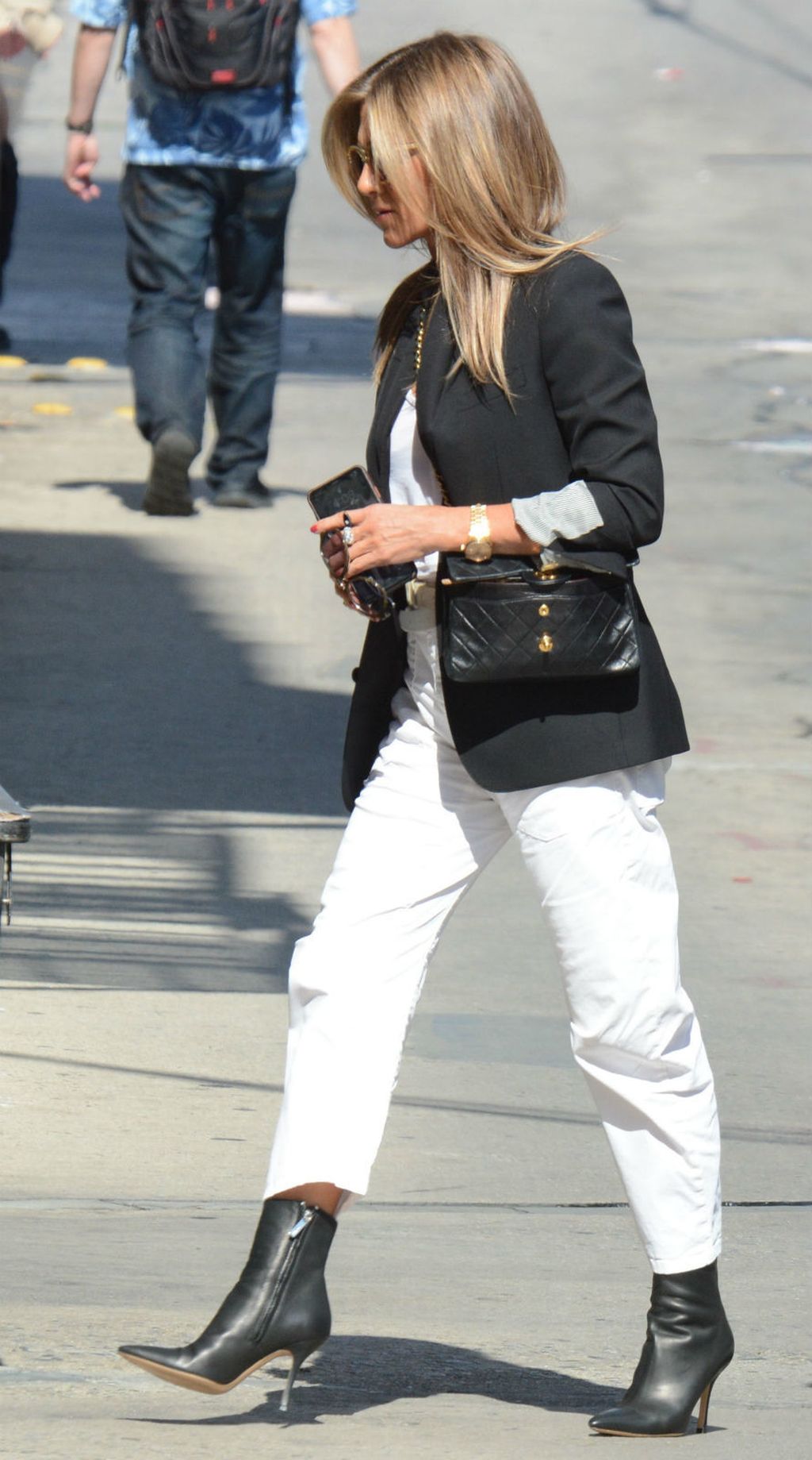 Jennifer Aniston - 4