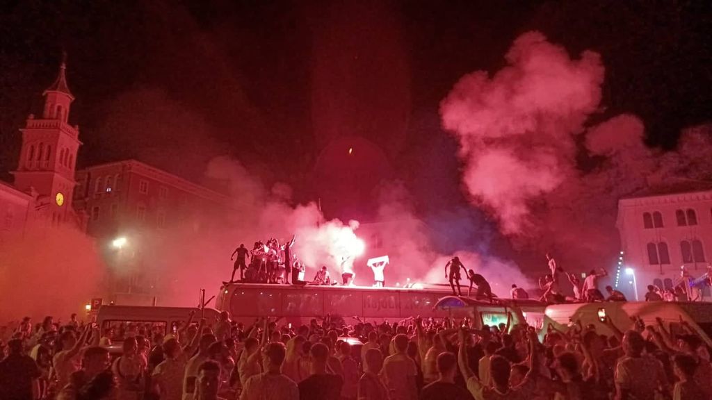 Igrači Hajduka na splitskoj Rivi