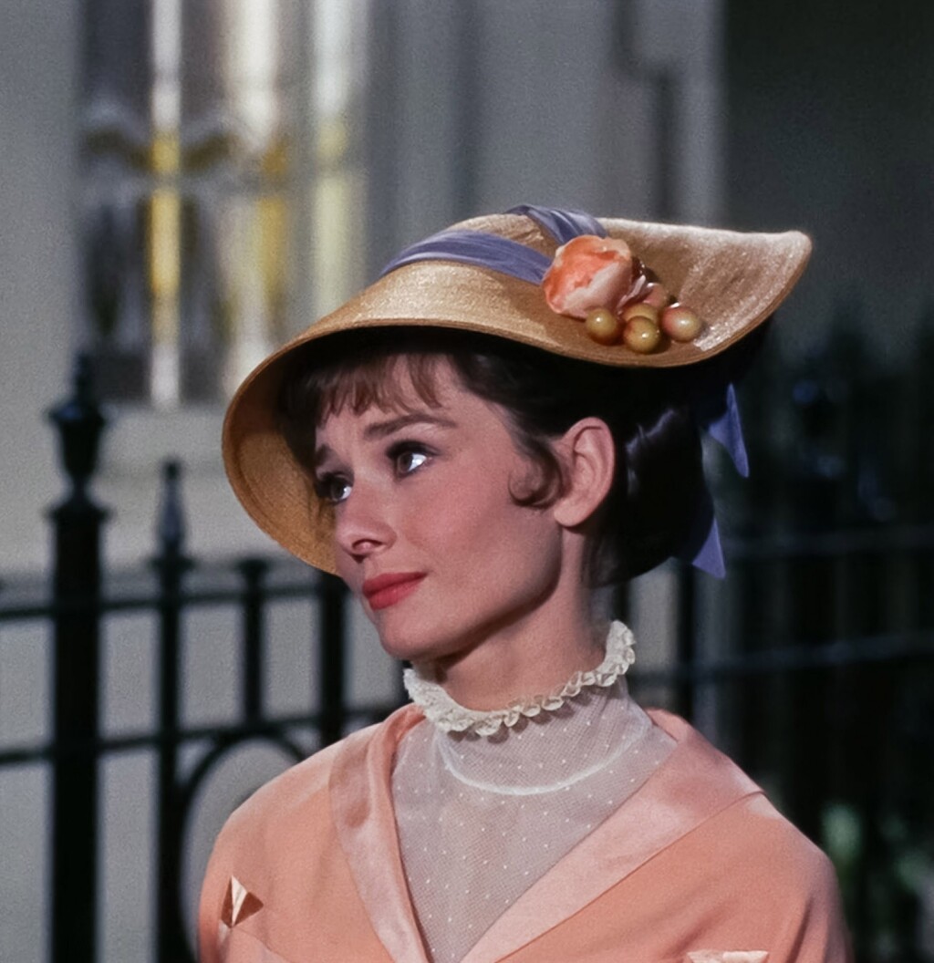 Audrey Hepburn sa šeširom