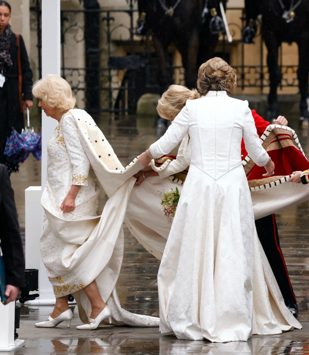 Kraljica Camilla prilikom dolaska na krunidbu