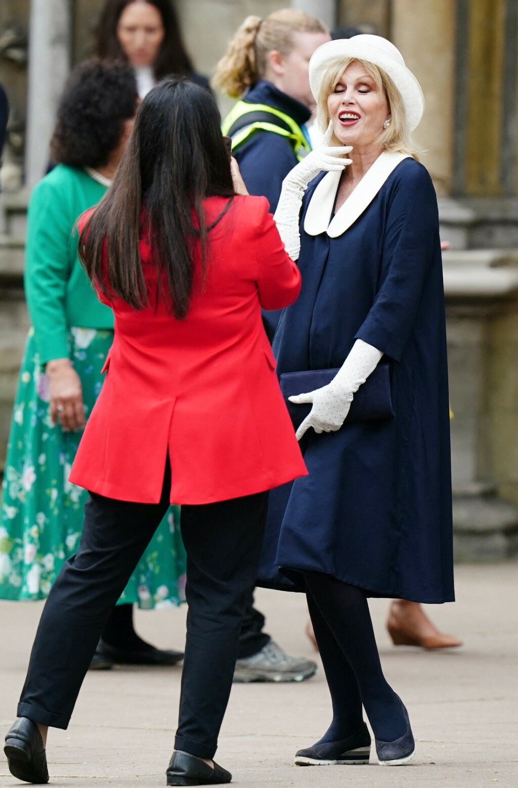 Joanna Lumley na krunidbi kralja Charlesa III.