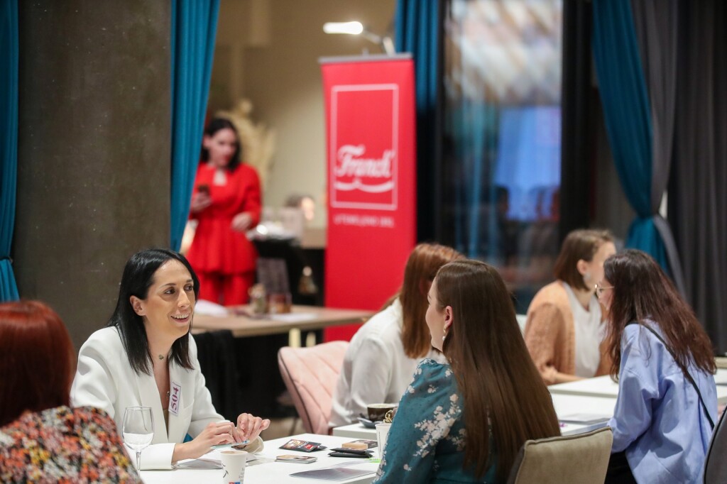 Female Speed Friending