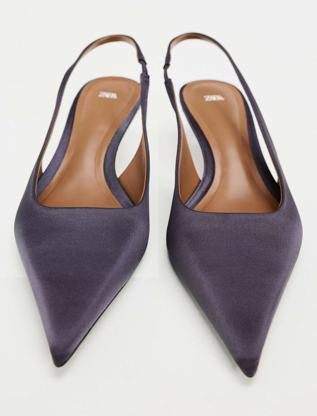 Satenske slingback salonke brenda Zara