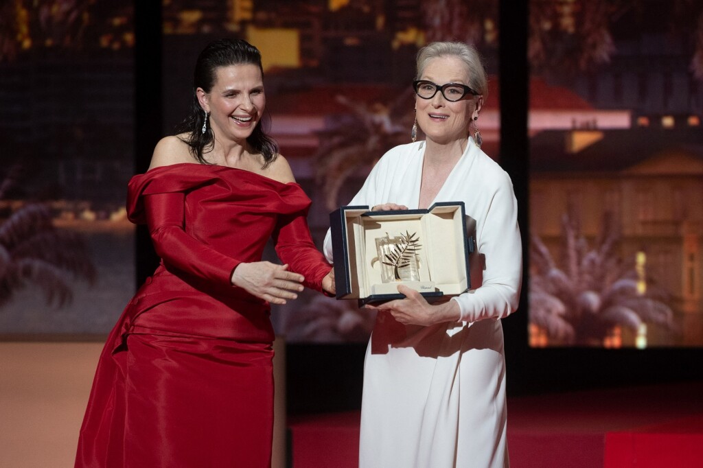 Juliette Binoche uručila je Meryl Streep Zlatnu palmu za životno djelo