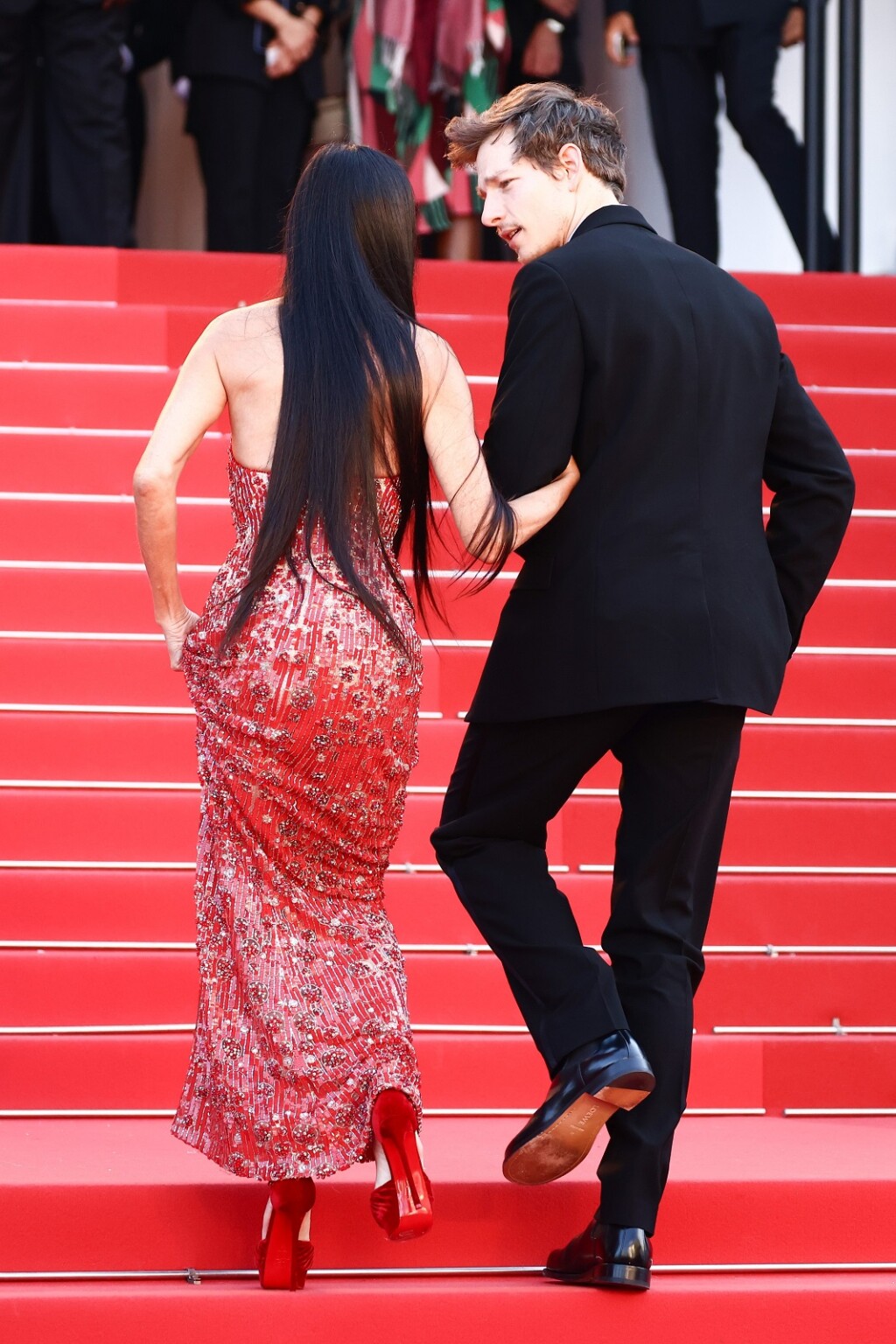 Demi Moore u Cannesu 2024. u dvije glamurozne haljine - 1