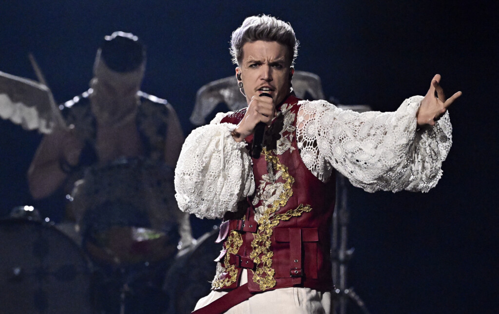 Baby Lasagna osvojio je nagradu You’re A Vision Award za najbolji kostim na Eurosongu 2024. - 7