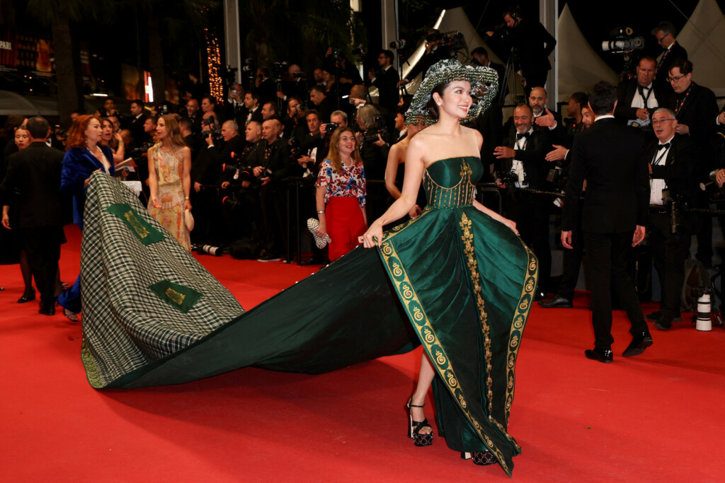 Glumica Mean Sonyta u Cannesu je nosila impresivnu haljinu inspiriranu kambodžanskom kulturom