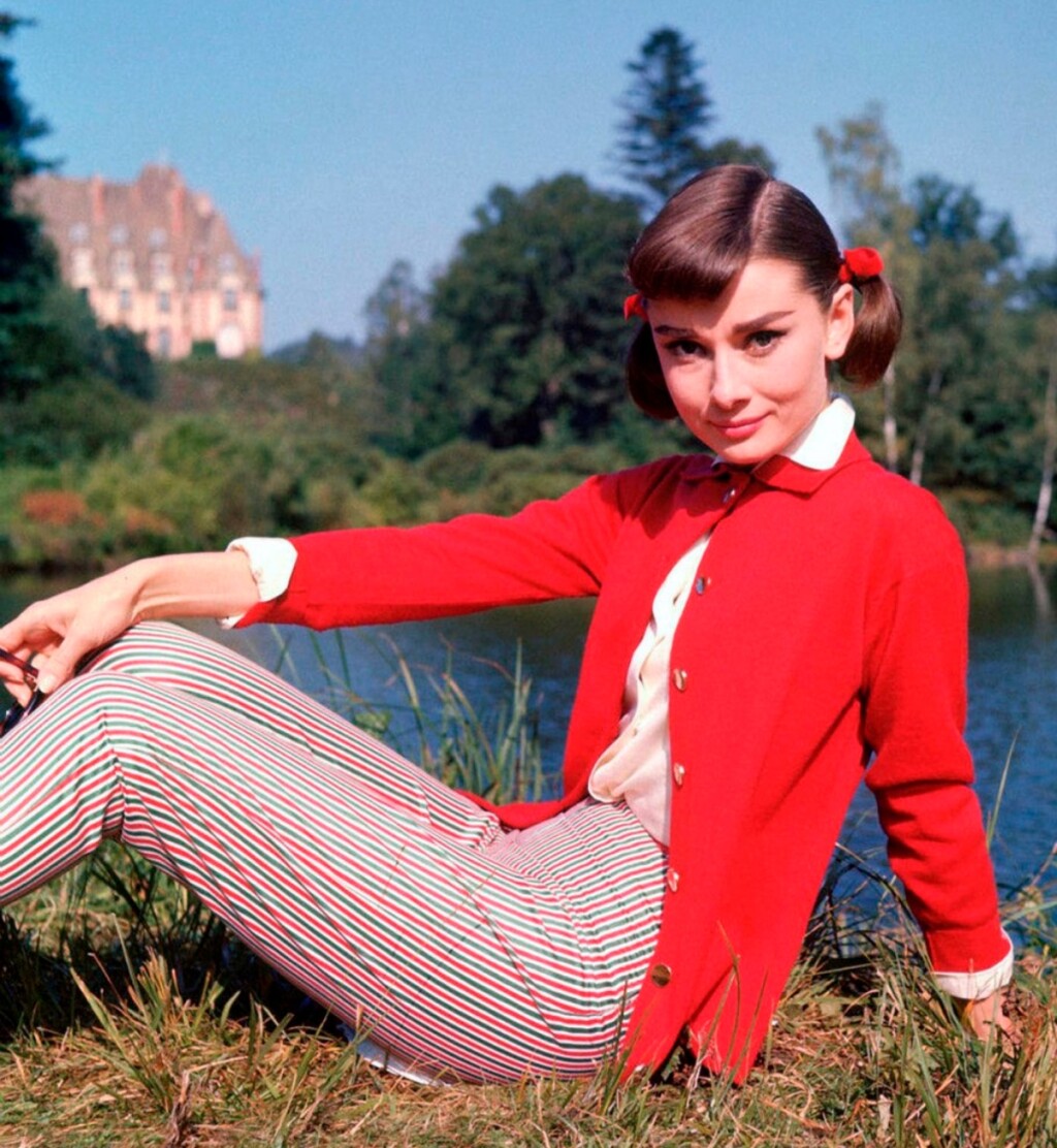 Audrey Hepburn u jednostavnoj vesti