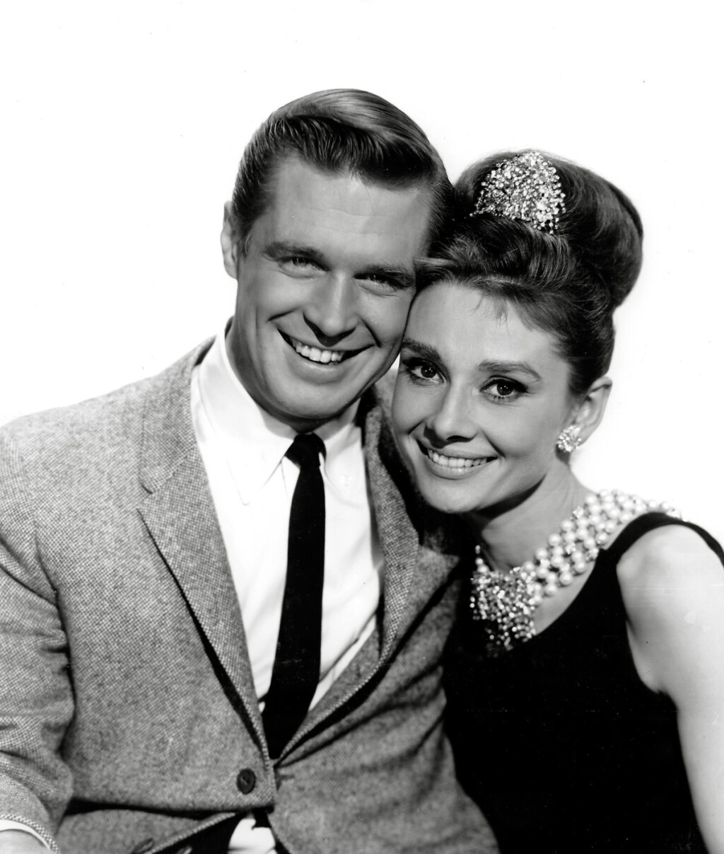 Audrey Hepburn s bisernom ogrlicom