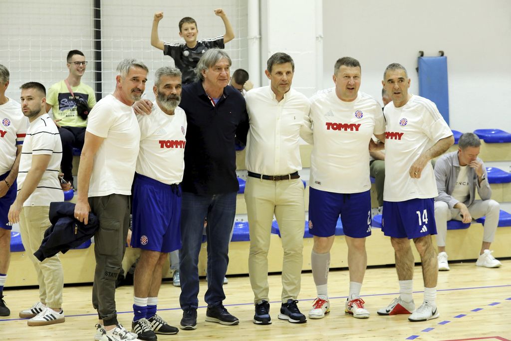 Hajdukove legende za Mladena Bartolovića