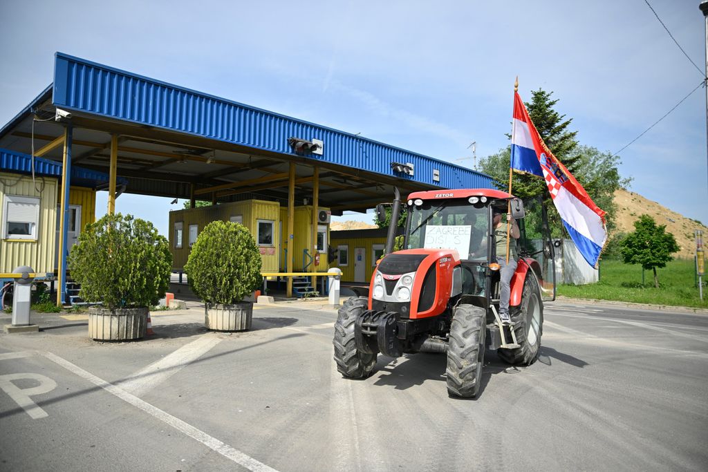 Prosvjed građana ispred ulaza u Jakuševec - 7