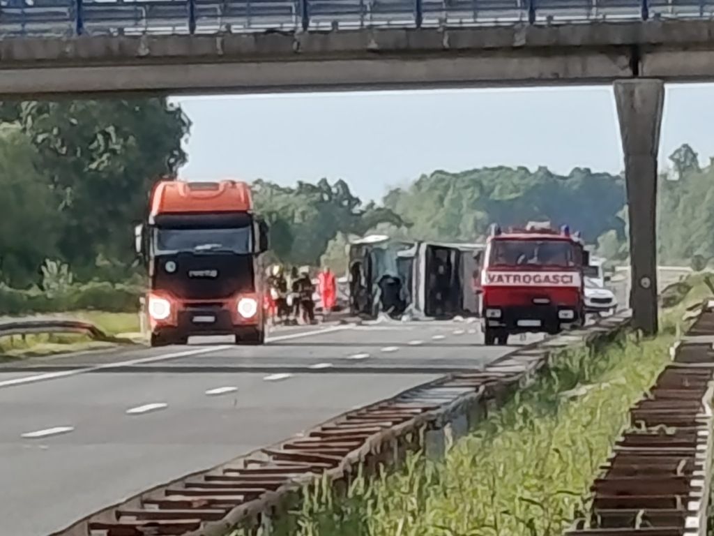 Prometna nesreća na A3 kod Popovače - 1