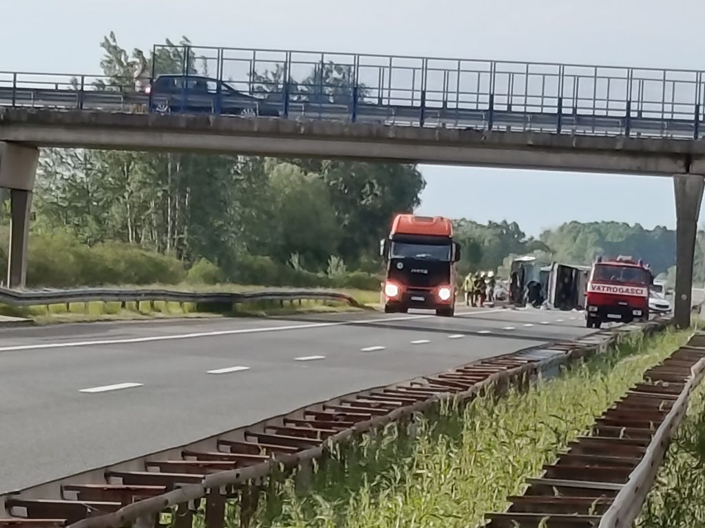 Prometna nesreća na A3 kod Popovače - 1