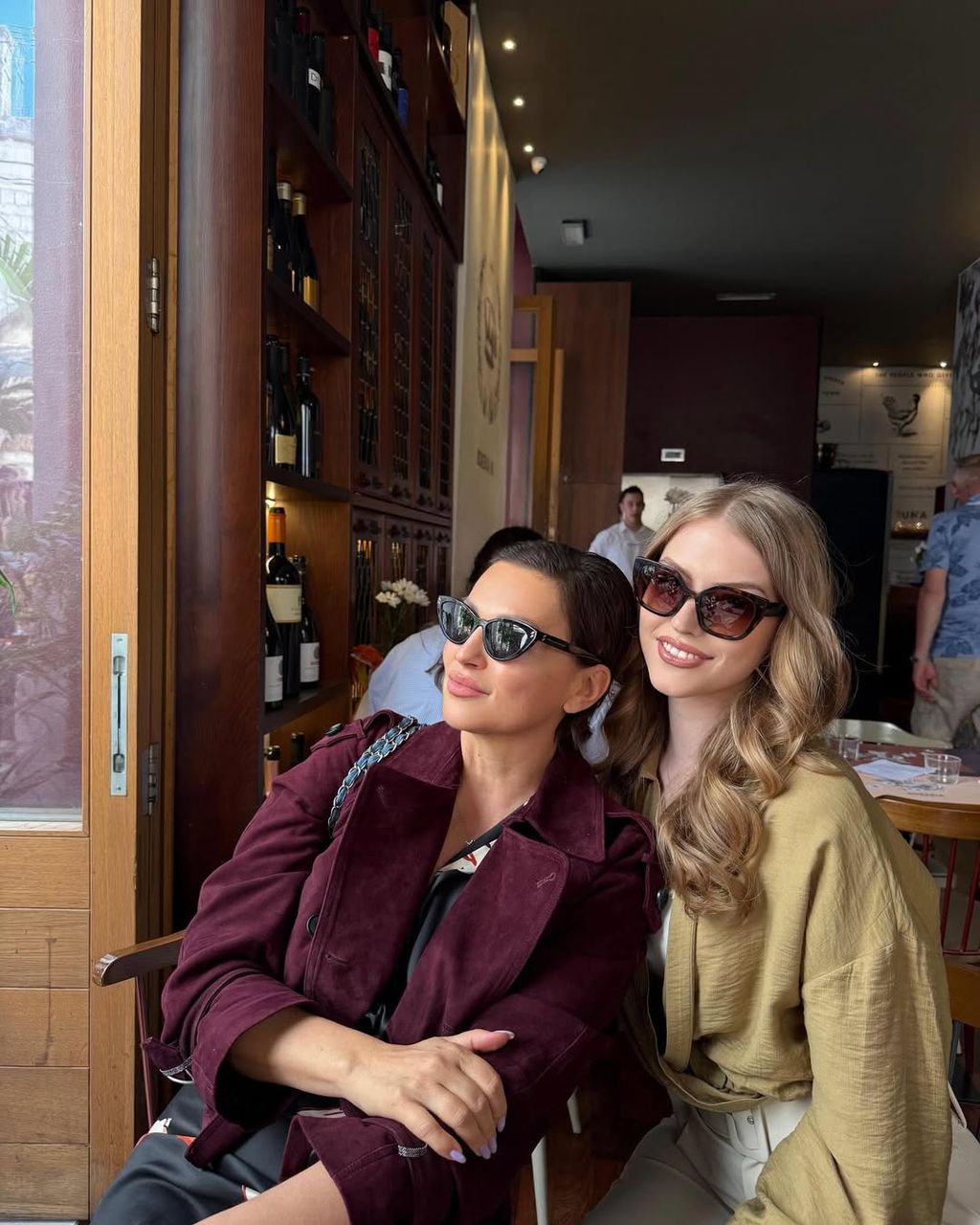 Nina Badrić, Asja Bešlagić