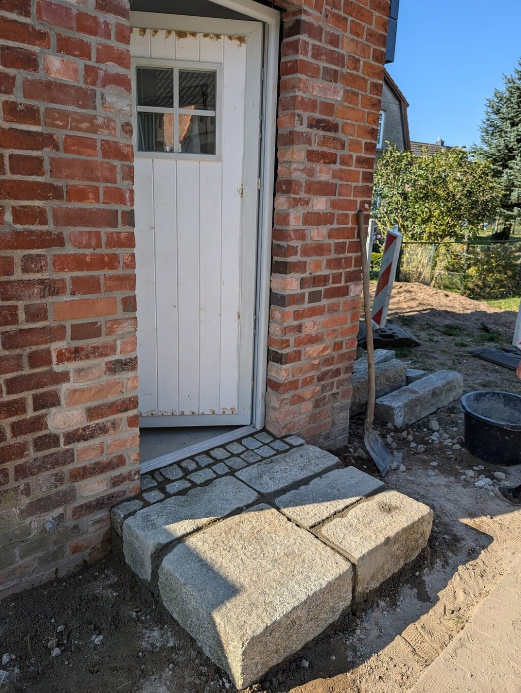 Mala kuća od jednog metra kvadratnog po etaži