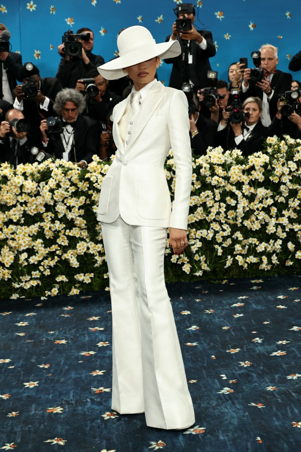 Zendaya na Met Gali u odijelu modne kuće Louis Vuitton - 4