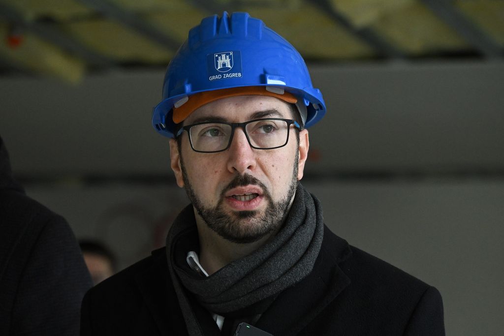 Zamjenik gradonačelnika Zagreba Luka Korlaet nakon svjedočenja u USKOK-u