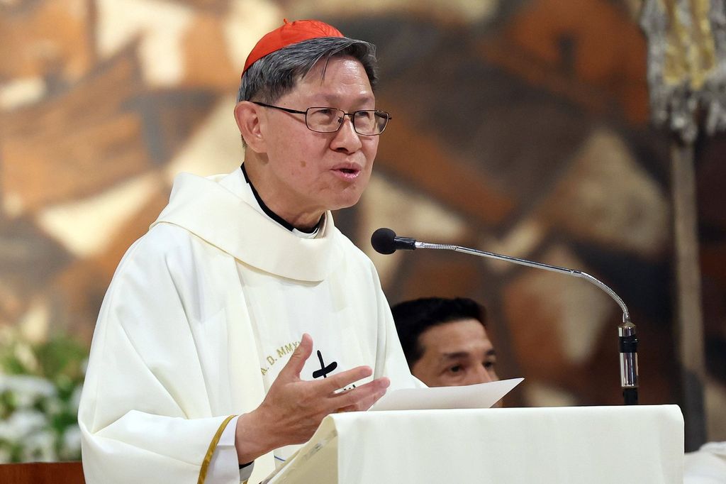 Luis Antonio Tagle - 9