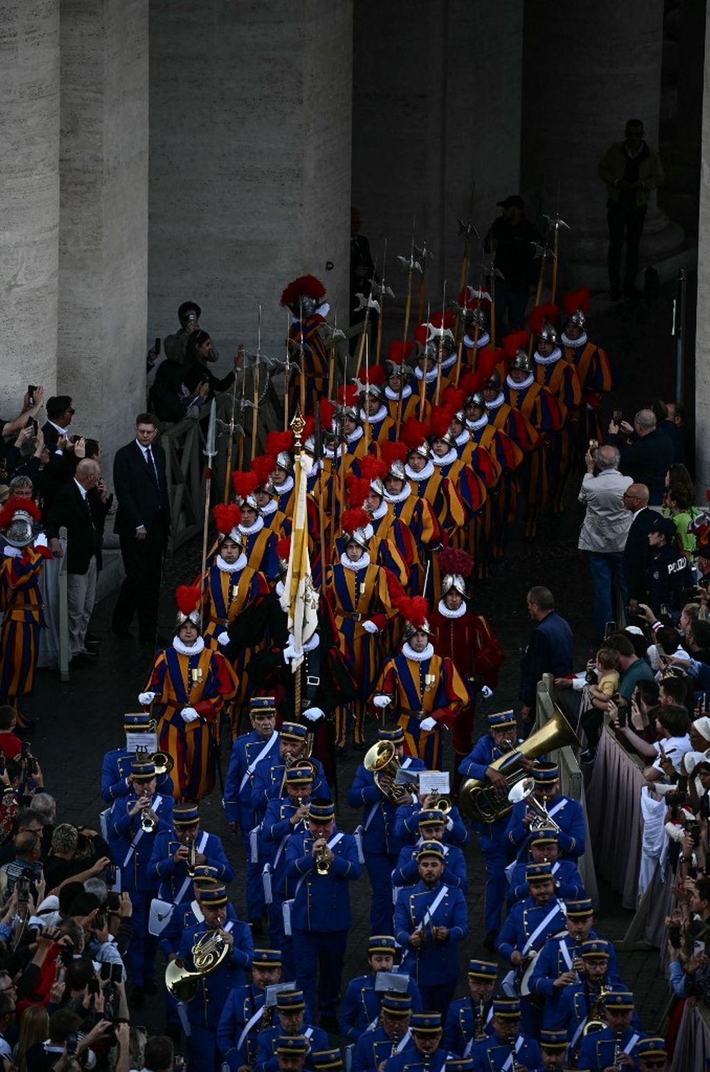Vjernici i Švicarska garda