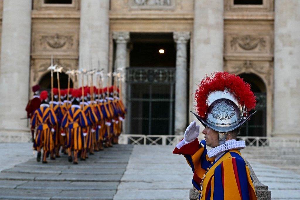 Vjernici i Švicarska garda