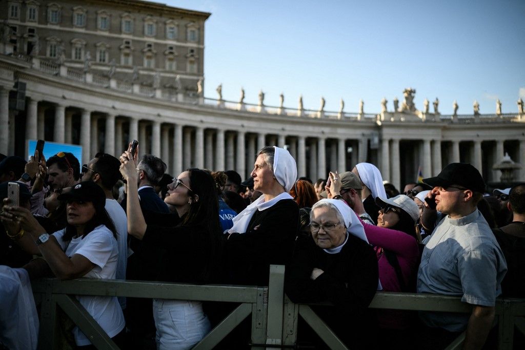 Vjernici i Švicarska garda