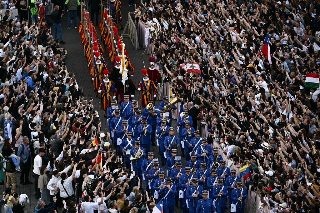 Vjernici i Švicarska garda