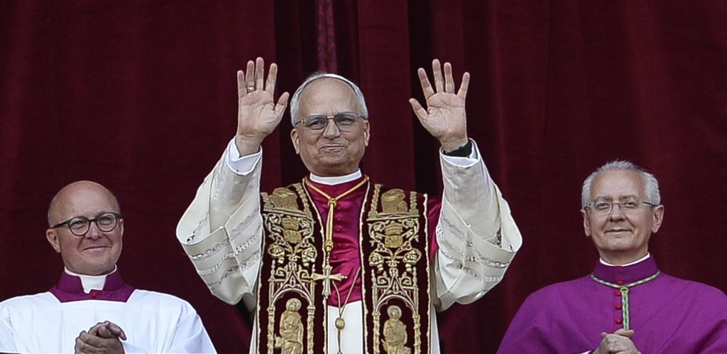 Papa Lav XIV.