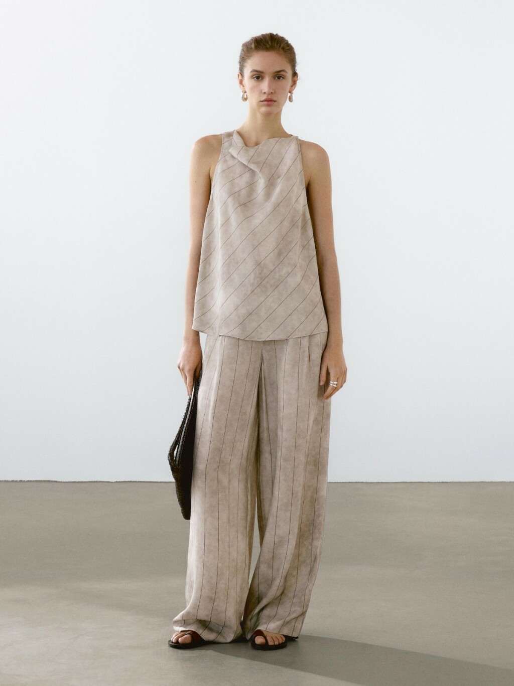 Massimo Dutti, 59,95 + 99,95 eura