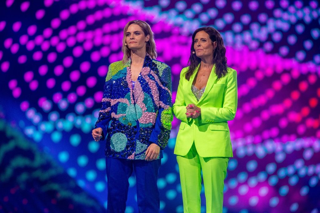 Sandra Studer i Hazel Brugger - 3