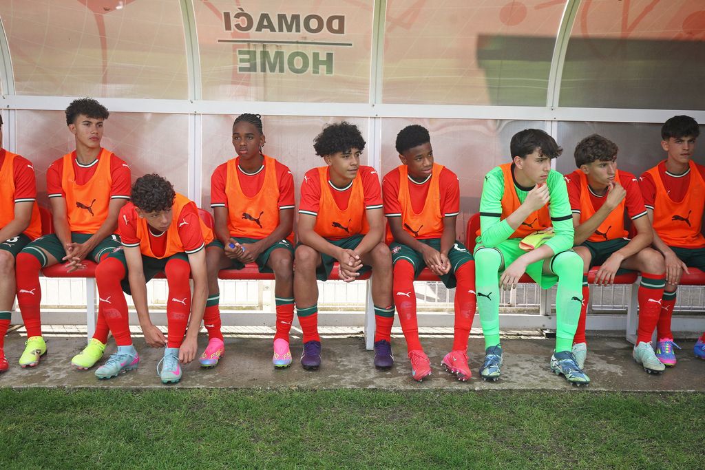 Cristiano dos Santos Junior na klupi