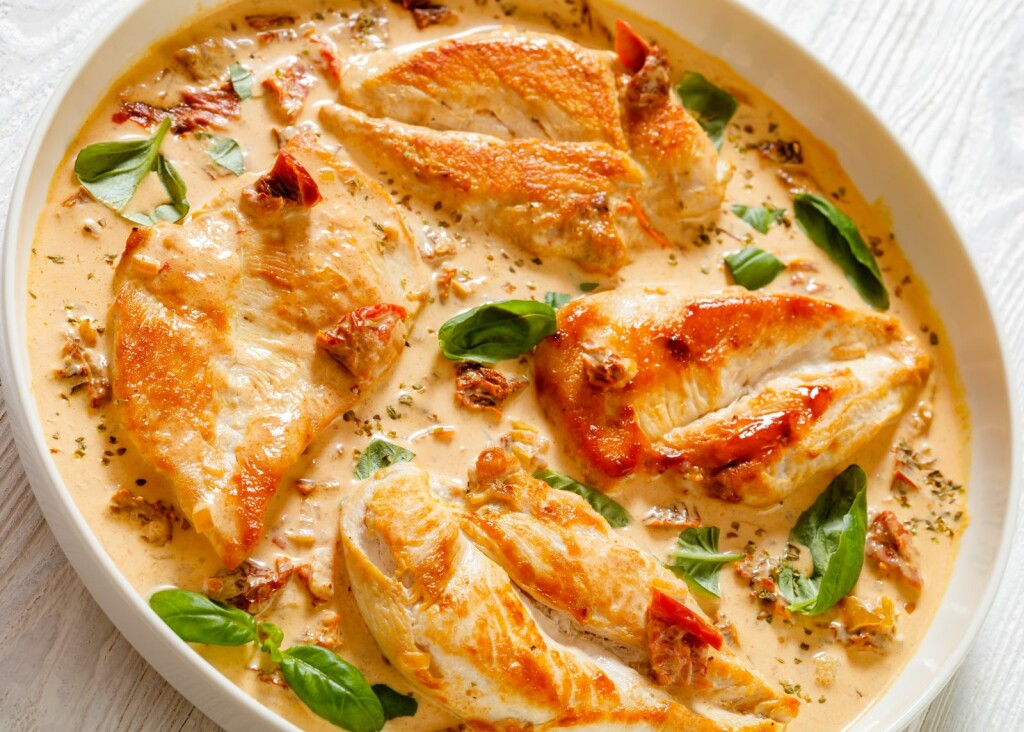 Piletina u kremastom umaku