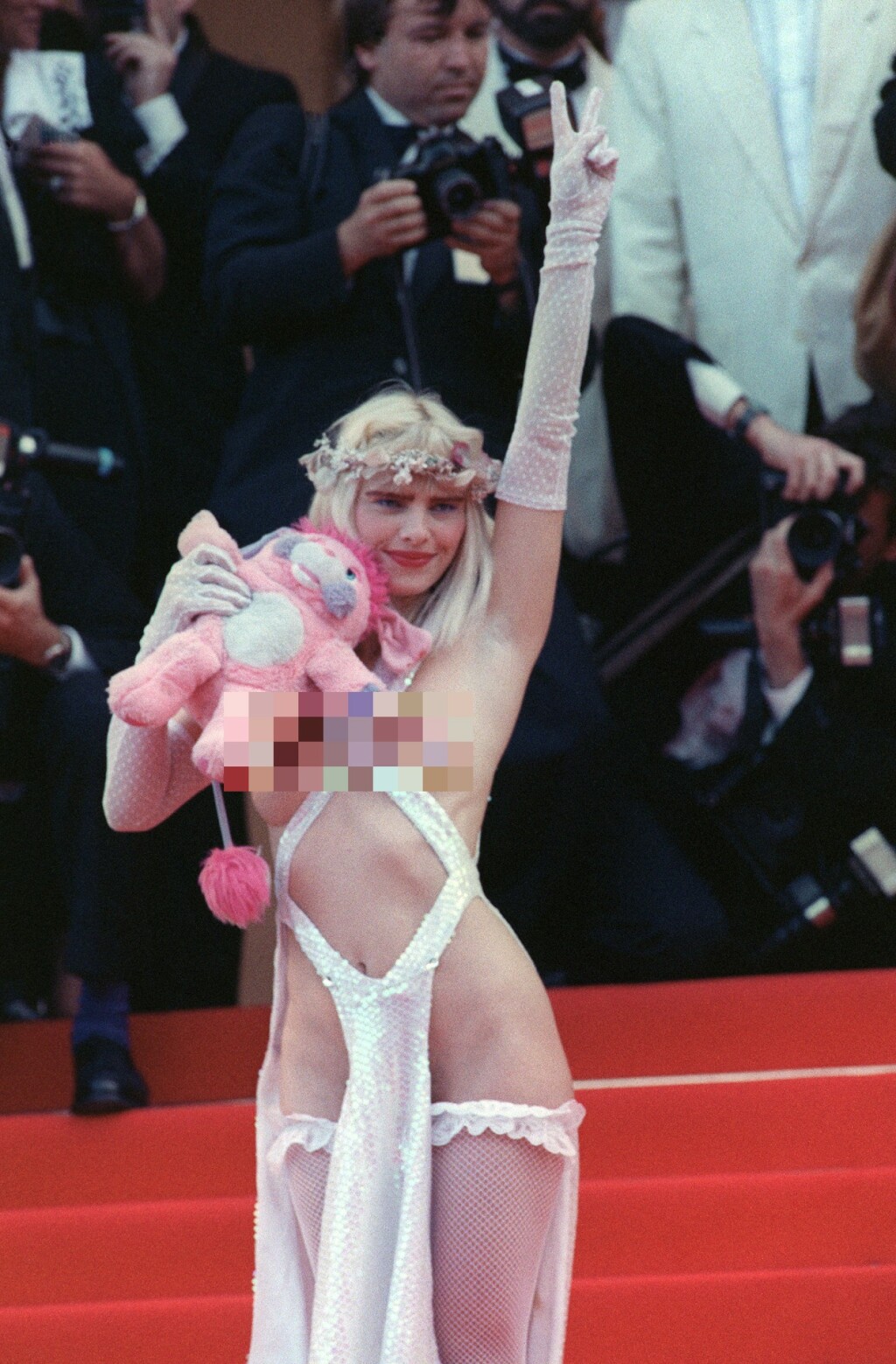 Cicciolina u Cannesu 1988.