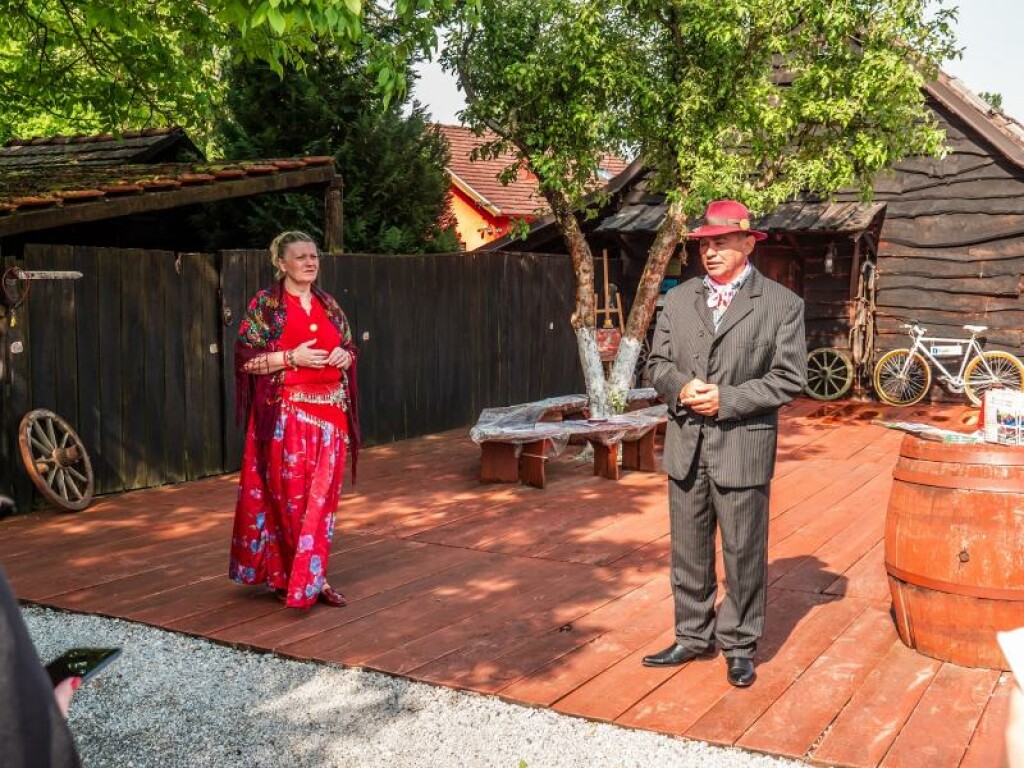 Romska kuća