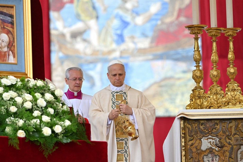 Papa Lav XIV.
