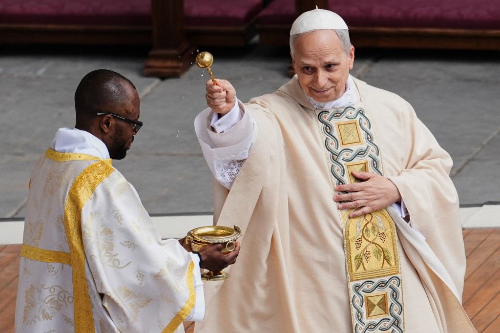 Papa Lav XIV.